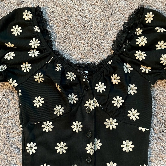 Princess Polly Floral Dress - Picture 10 of 11